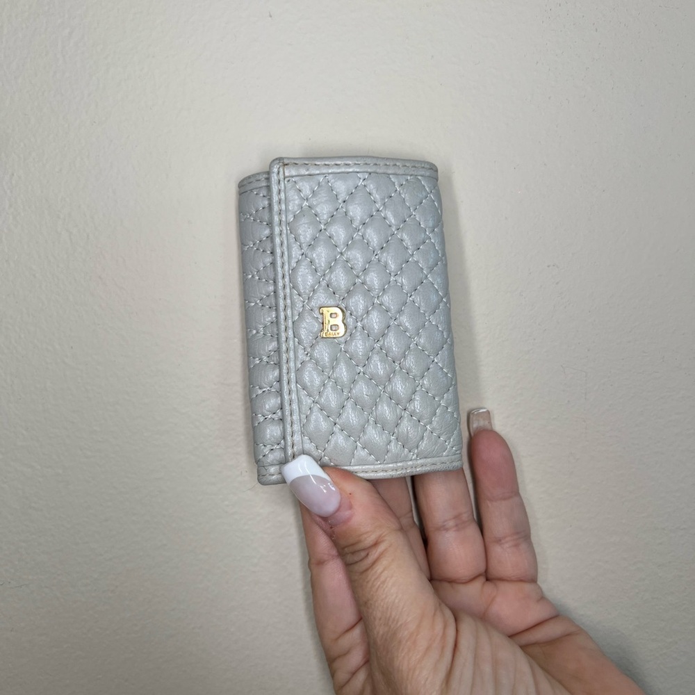Quilted Gray key Card Holder